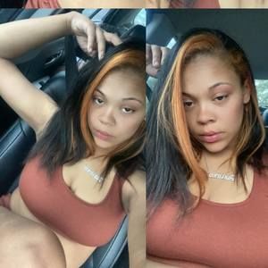 Meet your Posher, Dominique